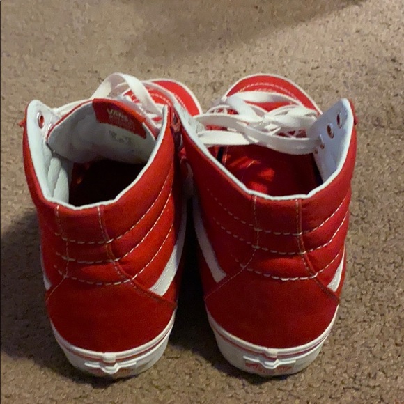 Shoes - Picture 4 of 4